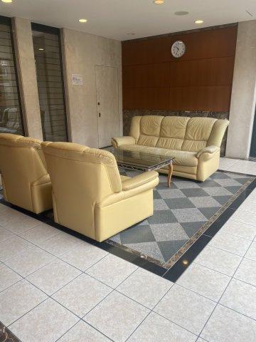 サーパス黒田のロビー