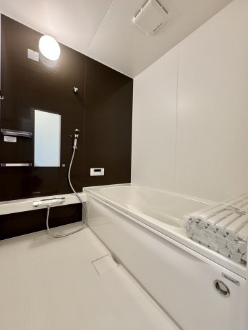 中央区市野町　1期の浴室|日々の疲れを癒す浴室は広々１坪以上で足もゆったり伸ばせます。
