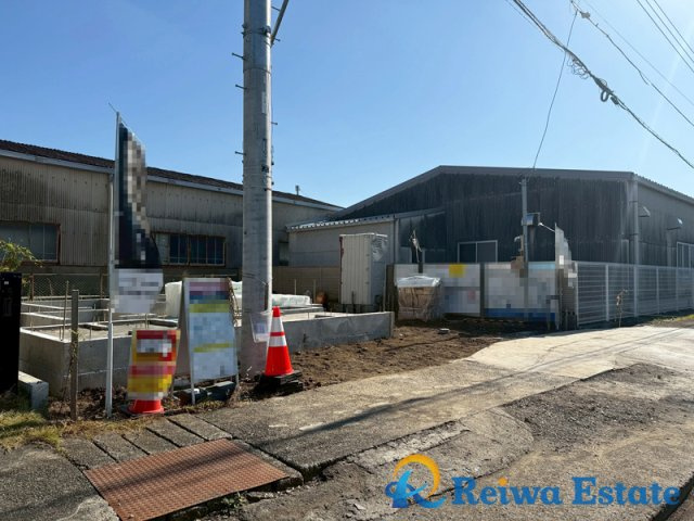 新築戸建　茅ヶ崎市高田1丁目の前面道路含む現地写真