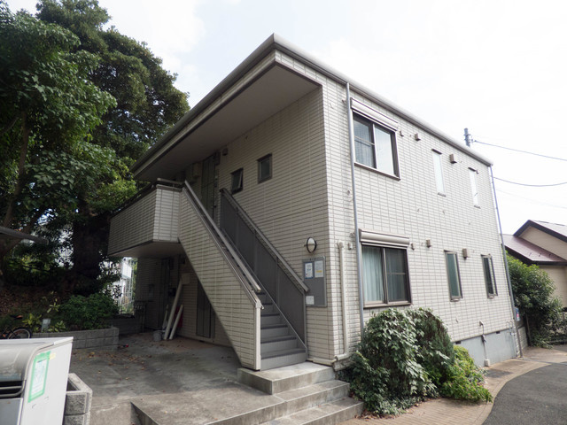 山王コーポネノカミのエントランス|全室南向き角部屋２面採光　耐震耐火旭化成ヘーベルメゾン