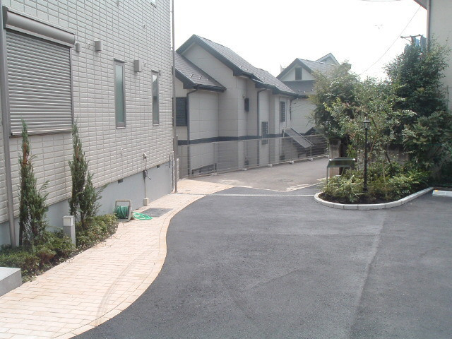 山王コーポネノカミのロビー|エントランスアプローチ