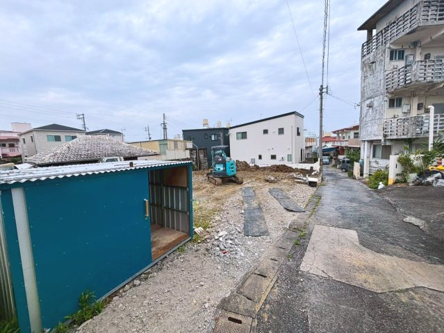 浦添市西原1丁目　土地　2号地の前面道路含む現地写真|2025/4/26　現地写真