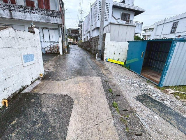 浦添市西原1丁目　土地　2号地の周辺|2025/4/26　前道