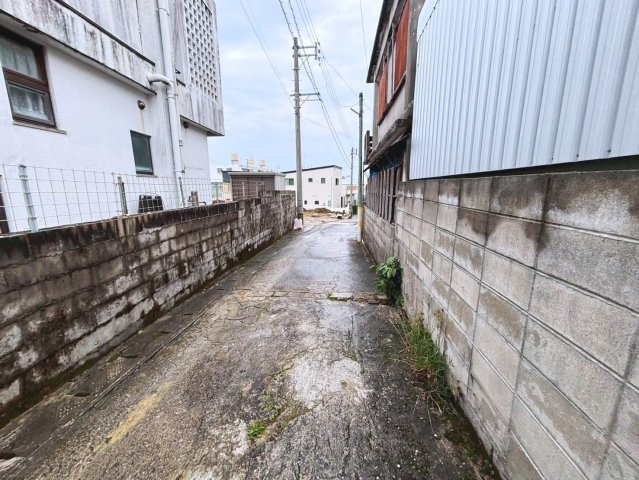 浦添市西原1丁目　土地　2号地の周辺|2025/4/26　前道