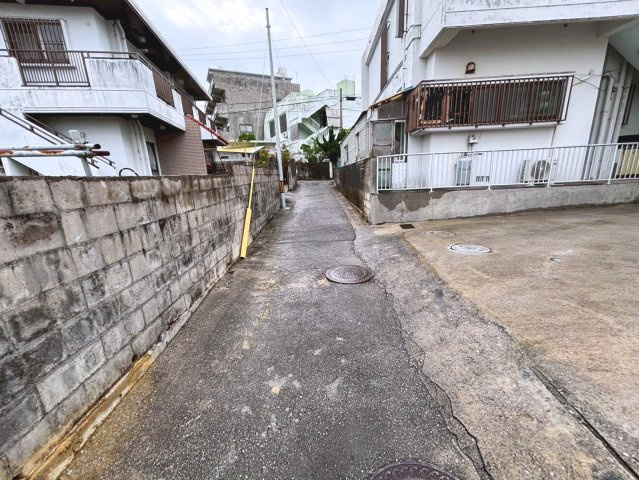 浦添市西原1丁目　土地　2号地の周辺|2025/4/26　前道