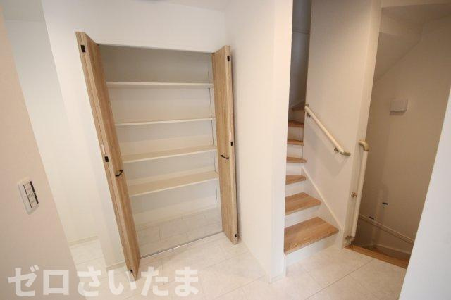 《仲介手数料無料》浦和区元町２丁目40-10(全1戸)新築一戸建てRESORT HOUSEの収納|撮影日 2025年5月26日 15:00 曇り