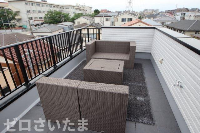 《仲介手数料無料》浦和区元町２丁目40-10(全1戸)新築一戸建てRESORT HOUSEのバルコニー|撮影日 2025年5月26日 15:00 曇り