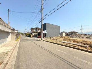 【前面道路含む現地写真】