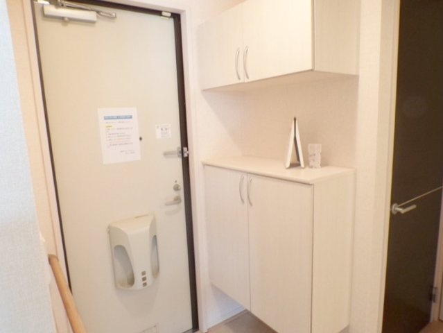 プラート　Aの玄関