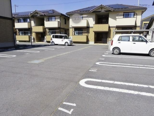 プラート　Aの駐車場