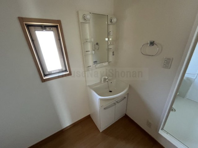 【洗面所】 | リバーサイド葉山 | ※反転タイプ