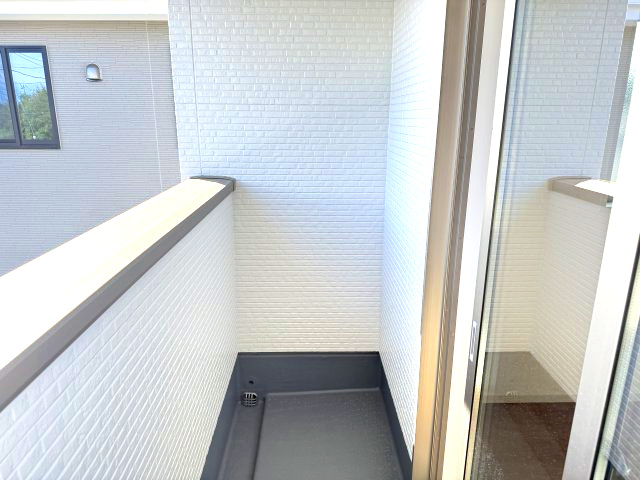 アーバンスタイル北群馬郡吉岡町9期　2号棟のバルコニー|バルコニー２ヶ所付き！