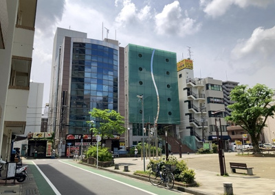 【展望】 | ロックヒルズ本厚木駅前 | 景色重視でお家選ぶをするとスーパーが遠い！学校が遠い！など生活をするうえで利便性で困ることもあります。まず一度現地を見学する際に、周辺の施設などがあるかを確認し、暮らし始めた後のことを想像しましょう。