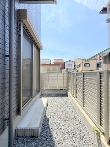 【バルコニー】 | YOUR　MAISON宇品西 | お洗濯に便利なバルコニー