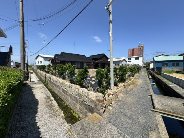 髙栄の周辺