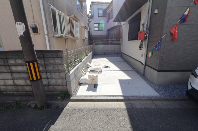 《仲介手数料無料》南区大字大谷口2541-6(全1戸)新築一戸建てリガーレの駐車場|撮影日 2025年8月3日 15:40 晴れ