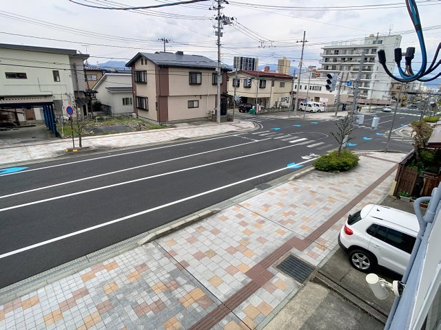 オリーブ東原の展望