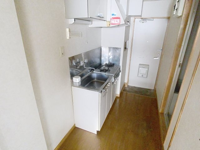 オリーブ東原のキッチン