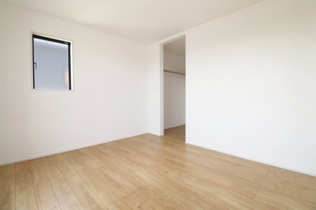 郡山市片平町字釜場　　　　１号棟　　　小山田小学校、郡山第６中学区の収納