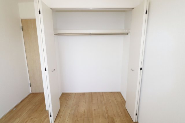 郡山市片平町字釜場　　　　１号棟　　　小山田小学校、郡山第６中学区の収納