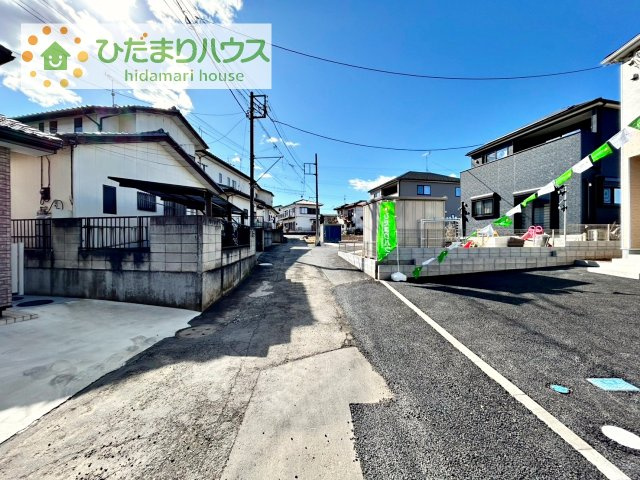 【前面道路含む現地写真】 | 土浦市神立町　中古未入居物件 | 前面道路は車通り少ないので安心です☆彡