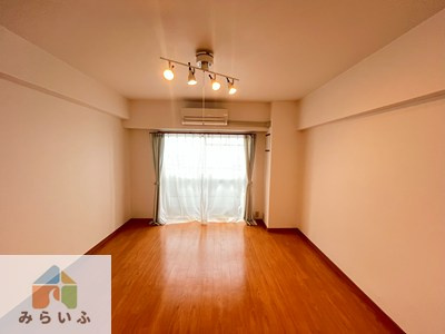 【居間・リビング】 | チサンマンション池下