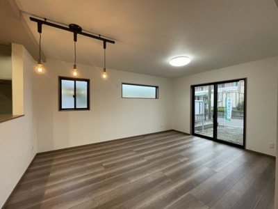 【居間・リビング】