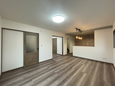 【居間・リビング】