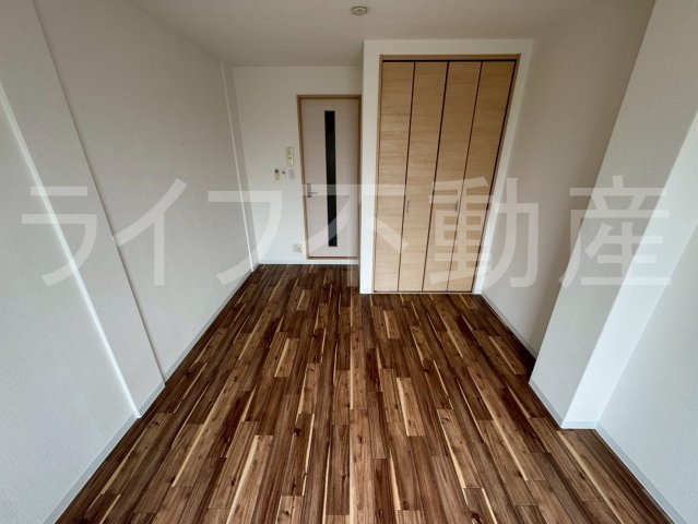 シエテ東大阪の洋室|明るい洋室です