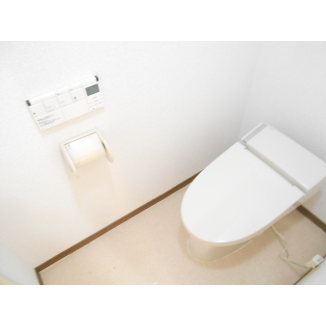 ダイアパレス久留米のトイレ|落ち着いた色調のトイレです※別号室の写真になります