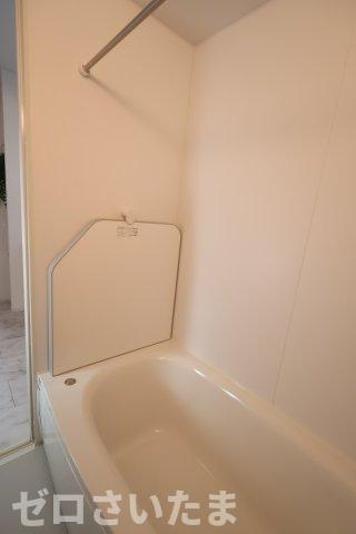 《仲介手数料無料》南区大字広ヶ谷戸567新築一戸建てコンフォートヒルズの浴室|撮影日 2025年10月30日 14:40 晴れ