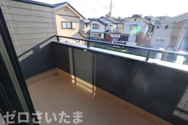 《仲介手数料無料》南区大字広ヶ谷戸567新築一戸建てコンフォートヒルズのバルコニー|撮影日 2025年10月30日 14:40 晴れ
