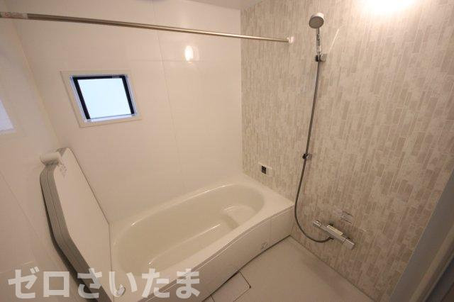 《仲介手数料無料》南区大字広ヶ谷戸567新築一戸建てコンフォートヒルズの浴室|撮影日 2025年6月2日 16:00 晴れ