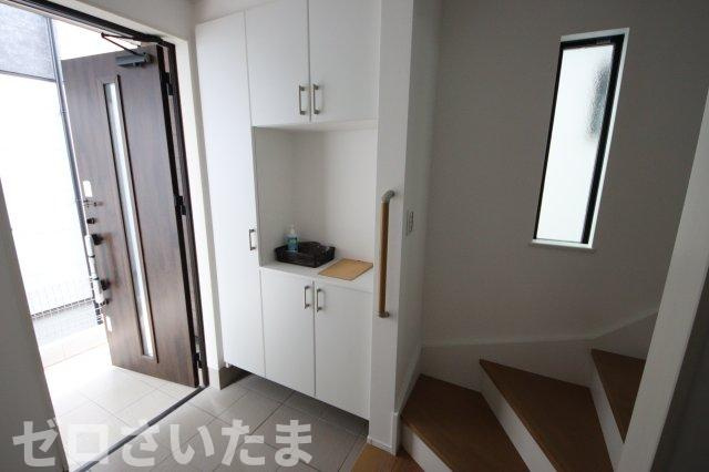 《仲介手数料無料》南区大字広ヶ谷戸567新築一戸建てコンフォートヒルズの玄関|撮影日 2025年6月2日 16:00 晴れ