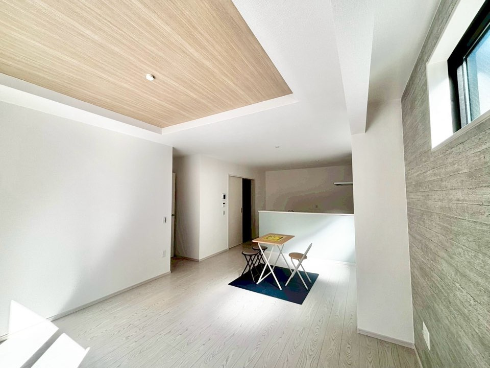 エルデ豊明市新田町1期　全2棟　新築戸建の居間・リビング