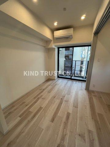 シーズンフラッツ梅田NORTHの居間・リビング|リビングです