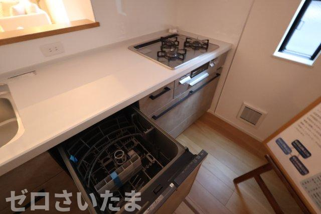 《仲介手数料無料》南区大字広ヶ谷戸567新築一戸建てコンフォートヒルズのキッチン|撮影日 2025年10月30日 14:50 晴れ