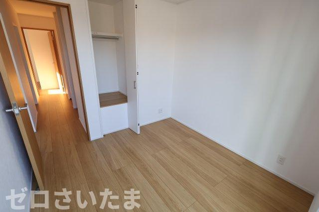 《仲介手数料無料》南区大字広ヶ谷戸567新築一戸建てコンフォートヒルズの洋室|撮影日 2025年10月30日 14:50 晴れ