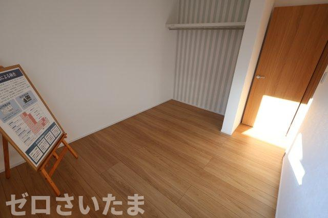 《仲介手数料無料》南区大字広ヶ谷戸567新築一戸建てコンフォートヒルズの洋室|撮影日 2025年10月30日 14:50 晴れ