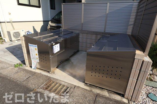 《仲介手数料無料》南区大字広ヶ谷戸567新築一戸建てコンフォートヒルズのその他|ゴミ置場
撮影日 2025年10月30日 14:50 晴れ