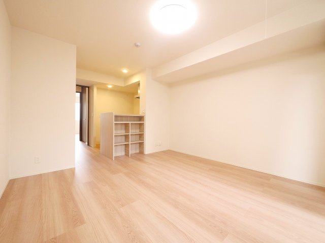 ジェイドウェルの内装|ゆったり過ごせるリビングです