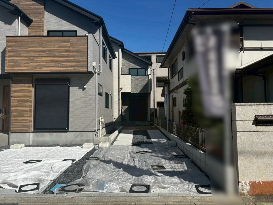 豊明市新田町門先の新築一戸建