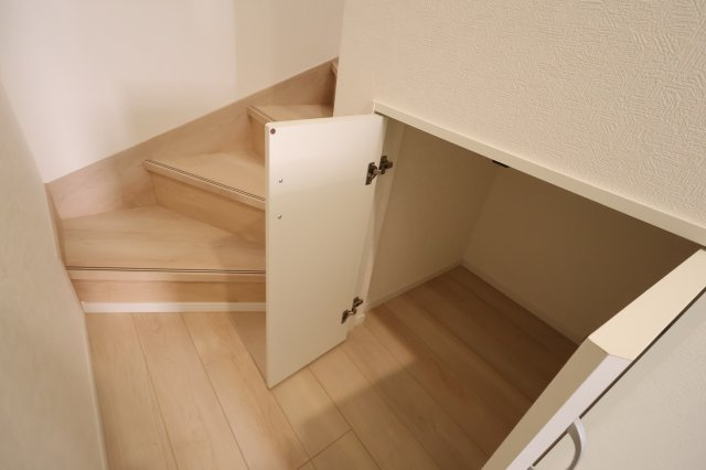 《仲介手数料無料》南区松本３丁目6-5(全1戸)新築一戸建てクレイドルガーデンの収納|撮影日 2025年9月26日 10:00 晴れ