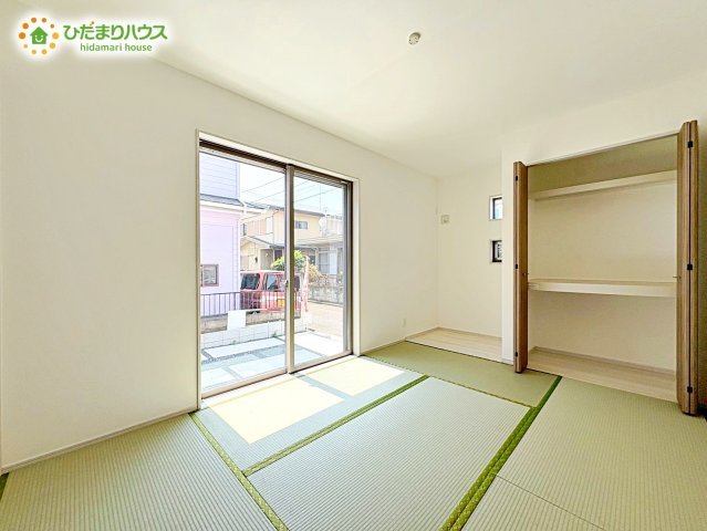 本庄市本庄4丁目　新築戸建て　いろどりアイタウン　02の内装|家事を行ったり、趣味のスペースや団らんのスペースとしても便利な6帖の和室♪								
