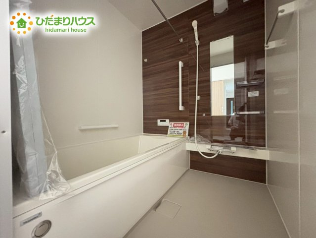 本庄市本庄4丁目　新築戸建て　いろどりアイタウン　02の浴室|何歳まで一緒に入ってくれるだろうか・・・。
広いお風呂は、お子様と一緒に入るバスタイムがより楽しくなります。