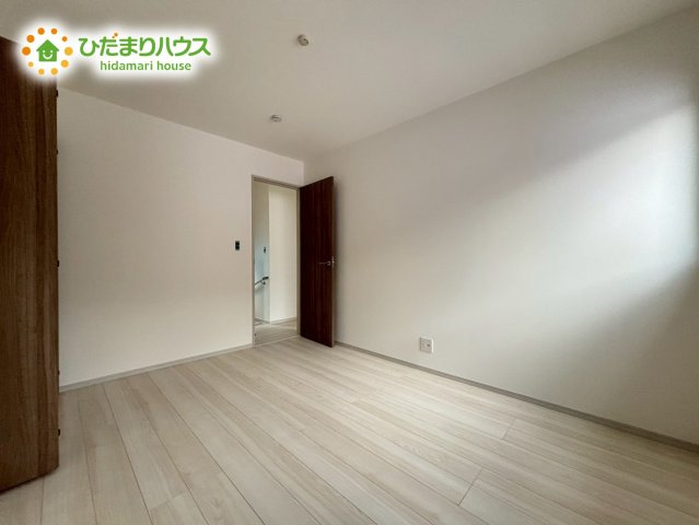 本庄市本庄4丁目　新築戸建て　いろどりアイタウン　02の洋室|急遽お友達がお泊りに来ても、2階に3部屋あれば安心☆☆					
