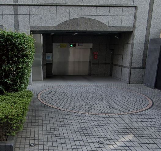 肥後橋IPビルの駐車場