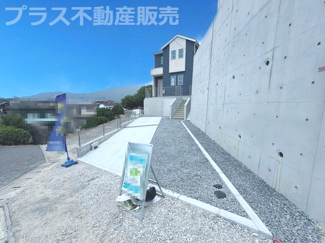【外観】 | 糟屋郡宇美町若草1丁目4期　4号棟（全4棟）【仲介手数料無料・0円】 | 現地写真。プラス不動産販売なら、現場の全ての棟をまとめてご見学頂けます。
