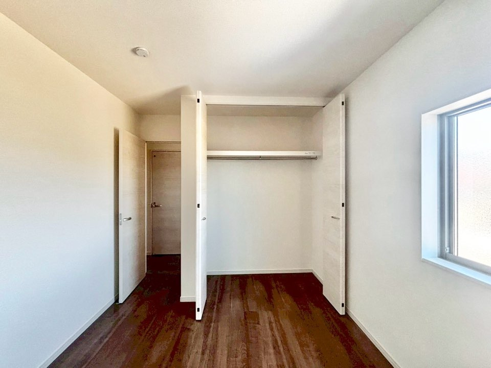 リーブルガーデン豊明市西川町善波　全6棟　新築戸建の洋室