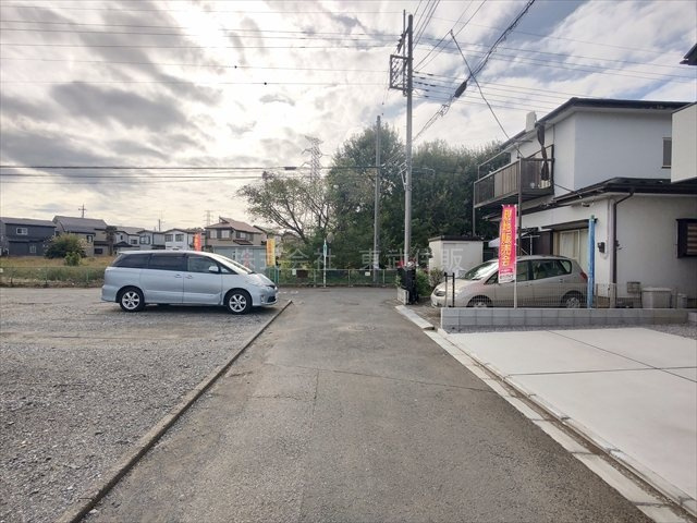 【前面道路含む現地写真】 | 川越市南大塚１０期　全１棟 | 都市ガス・本下水